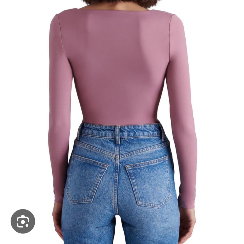 Steve Madden Seamed V-neck Bodysuit NWT - Picture 2 of 8